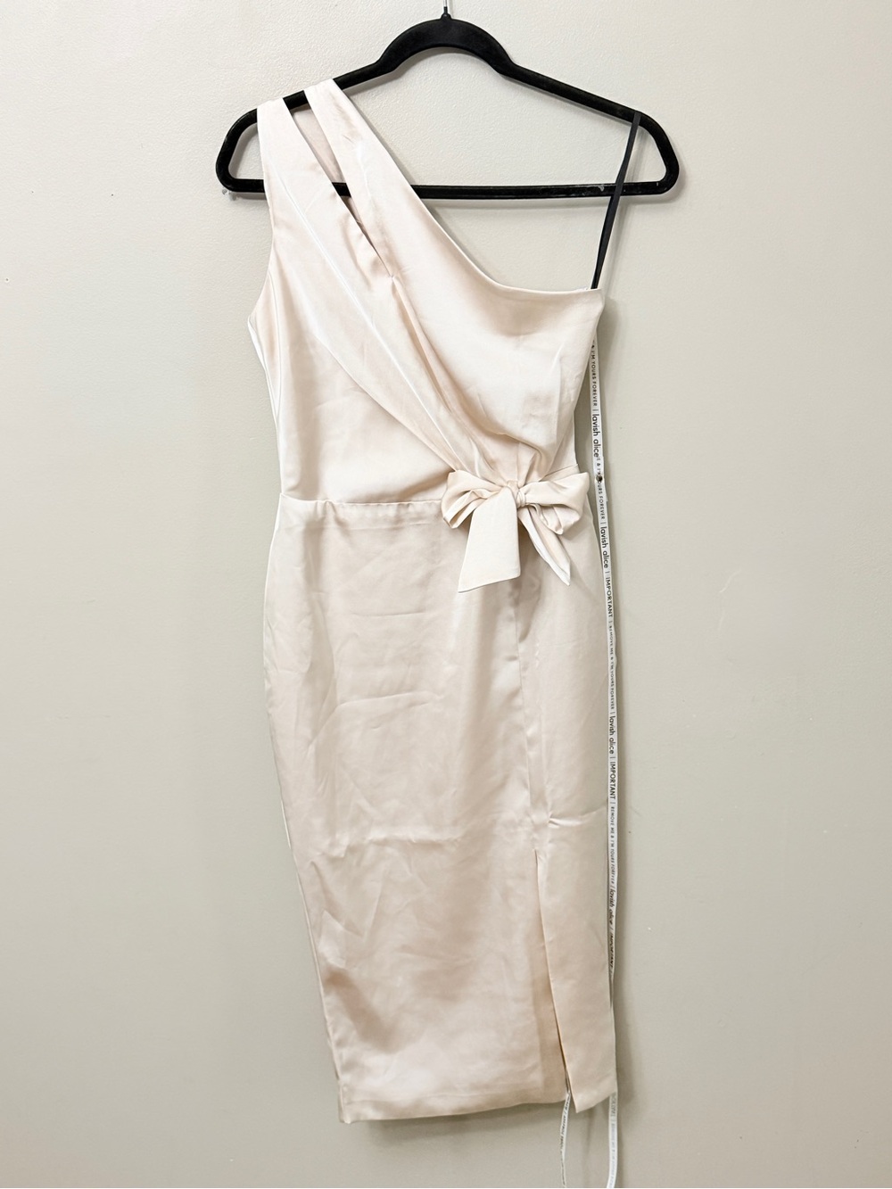 Lavish Alice One-Shoulder Satin-like Midi Dress Champagne Beige Sz 4